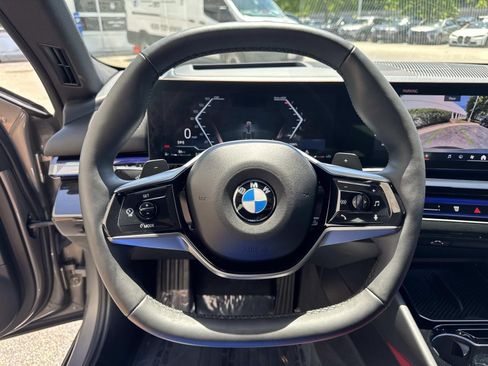 Certified 2026 BMW 540i xDrive AWD/4WD image 28