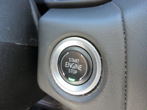 Certified 2024 Chevrolet Suburban Premier AWD/4WD image 35