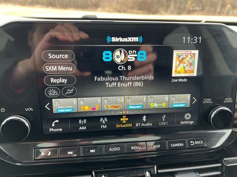 Used 2025 Nissan Pathfinder Platinum w/ Lighting Package (N92) image 39