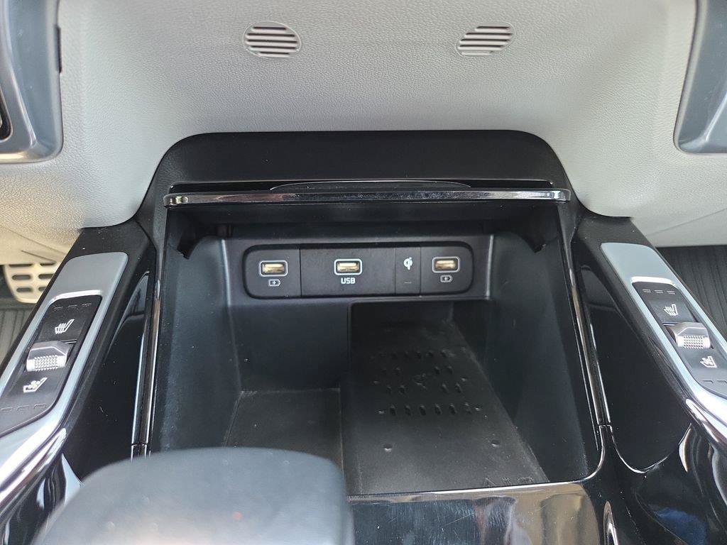 Used 2023 Kia Sorento SX AWD/4WD image 22