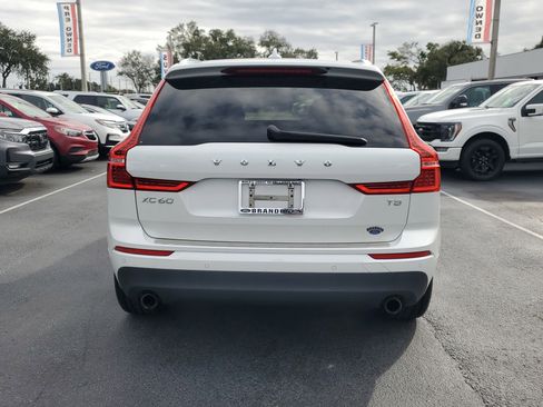 Used 2019 Volvo XC60 T5 Momentum w/ Multimedia Package image 8