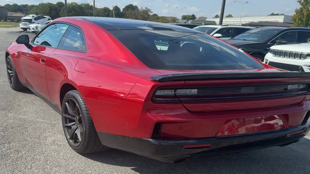 Used 2026 Dodge Charger Scat Pack AWD/4WD image 5