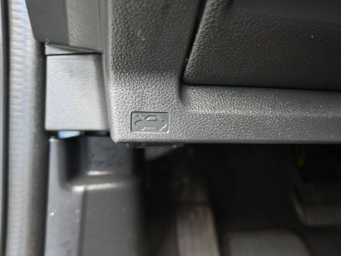 Used 2023 Subaru Crosstrek 2.0i Premium image 27