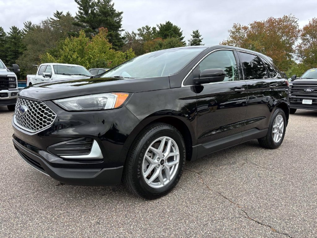 Used 2024 Ford Edge SEL AWD/4WD image 7
