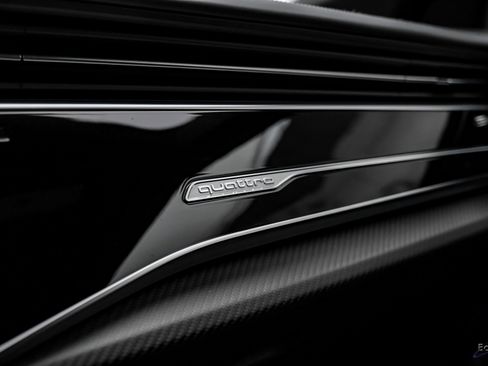 Used 2022 Audi RS Q8 image 44