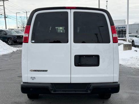 Used 2023 Chevrolet Express 3500 LS image 11