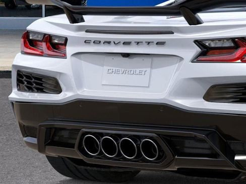 New 2026 Chevrolet Corvette Z06 w/ Z07 Performance Package RWD image 14