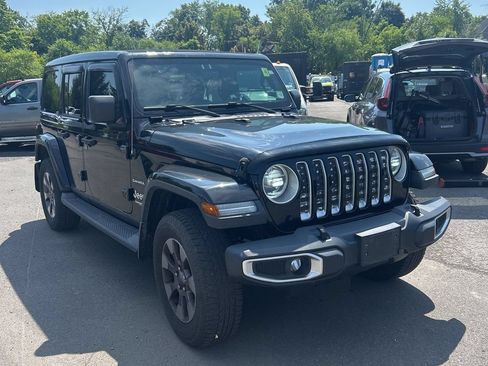 Used 2018 Jeep Wrangler Unlimited Sahara AWD/4WD image 1