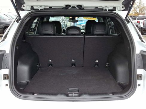 Certified 2024 Jeep Compass Latitude image 29