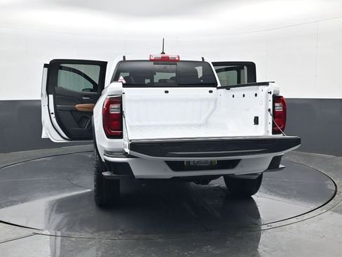 New 2026 GMC Canyon AT4 image 32