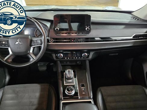 Used 2022 Mitsubishi Outlander SE AWD/4WD image 27