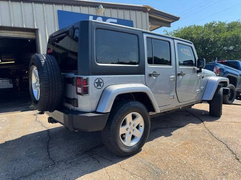 Used 2014 Jeep Wrangler Unlimited Sport AWD/4WD image 5