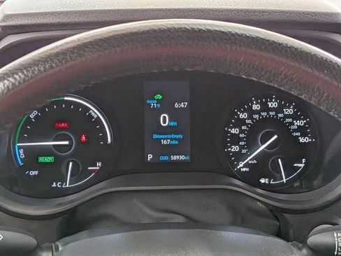 Used 2022 Toyota Sienna XLE w/ XLE Plus Package FWD image 39