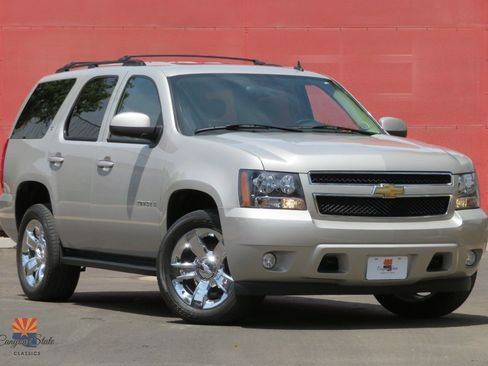 Used 2007 Chevrolet Tahoe LT w/ LT Preferred Equipment Group AWD/4WD image 1