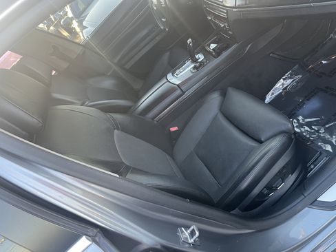 Used 2012 BMW 750Li RWD image 17