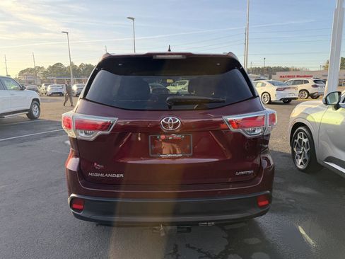 Used 2015 Toyota Highlander Limited image 6