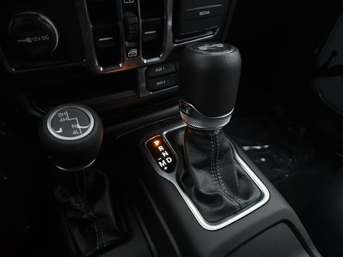 Used 2024 Jeep Wrangler Sahara w/ Technology Group image 20