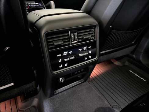 New 2026 Porsche Cayenne AWD/4WD image 26