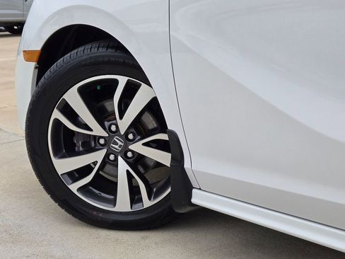 Used 2024 Honda Odyssey Touring image 31