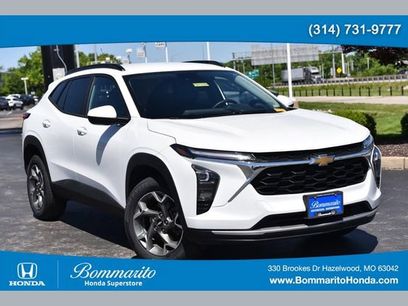 Used 2025 Chevrolet Trax LT w/ LT Convenience Package