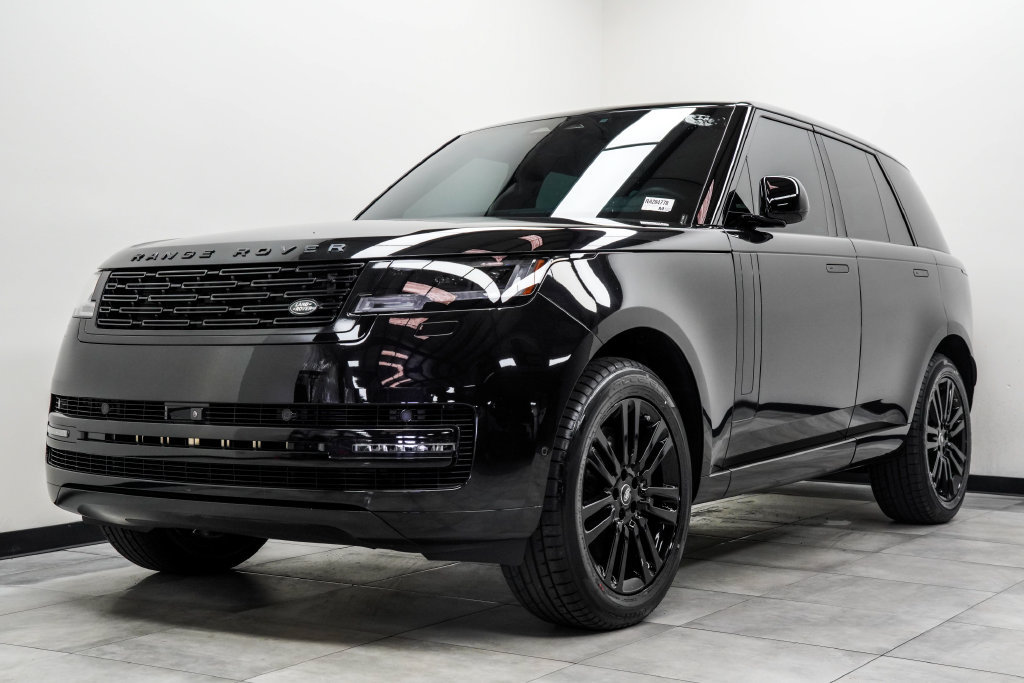 Used 2024 Land Rover Range Rover SE AWD/4WD image 9