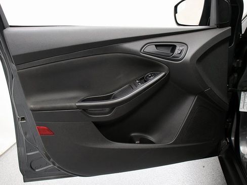 Used 2018 Ford Focus S image 20