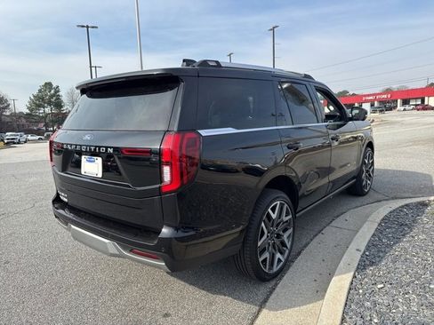 New 2026 Ford Expedition Platinum w/ Platinum Ultimate Package image 11