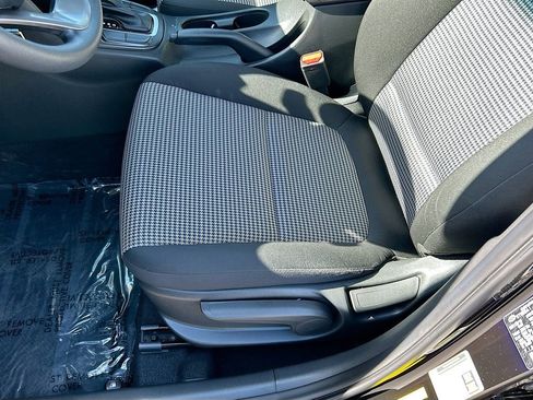 Used 2018 Hyundai Kona SE FWD image 18