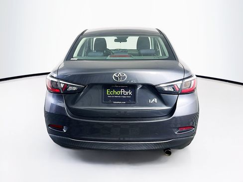 Used 2017 Toyota Yaris iA FWD image 7