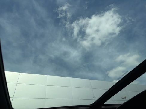 Certified 2025 Chevrolet Traverse High Country image 13