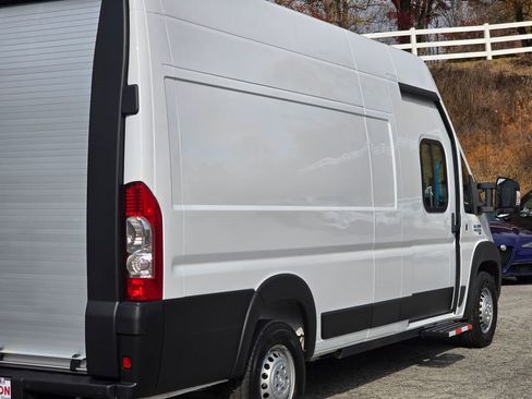 Used 2024 RAM ProMaster 3500 w/ Delivery Van Package image 50