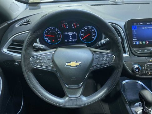 Used 2024 Chevrolet Malibu LT FWD image 15