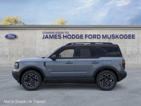New 2025 Ford Bronco Sport Outer Banks w/ Outer Banks Tech Package+ AWD/4WD image 3