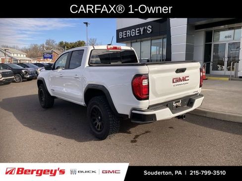 Certified 2024 GMC Canyon AT4 w/ AT4 Premium Package image 3