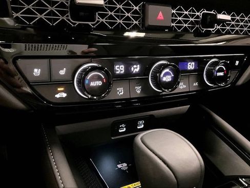 Used 2025 Honda Accord Touring image 30