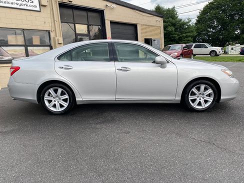 Used 2008 Lexus ES 350 w/ Premium Pkg image 2
