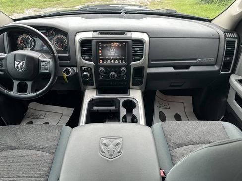 Used 2017 RAM 1500 Big Horn RWD image 9