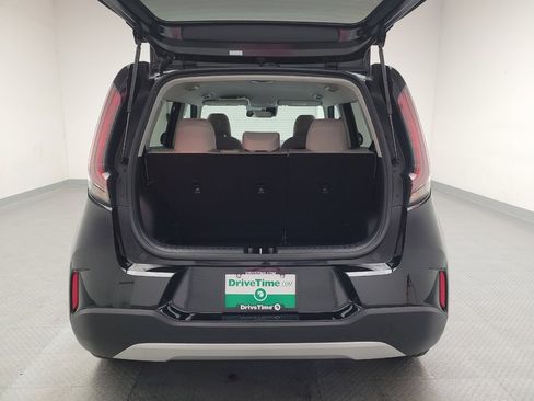 Used 2024 Kia Soul LX image 29