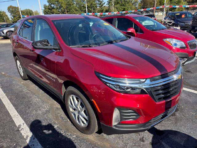 Used 2024 Chevrolet Equinox LT w/ LPO, Floor Liner Package FWD image 3