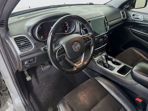 Used 2021 Jeep Grand Cherokee Laredo X image 19