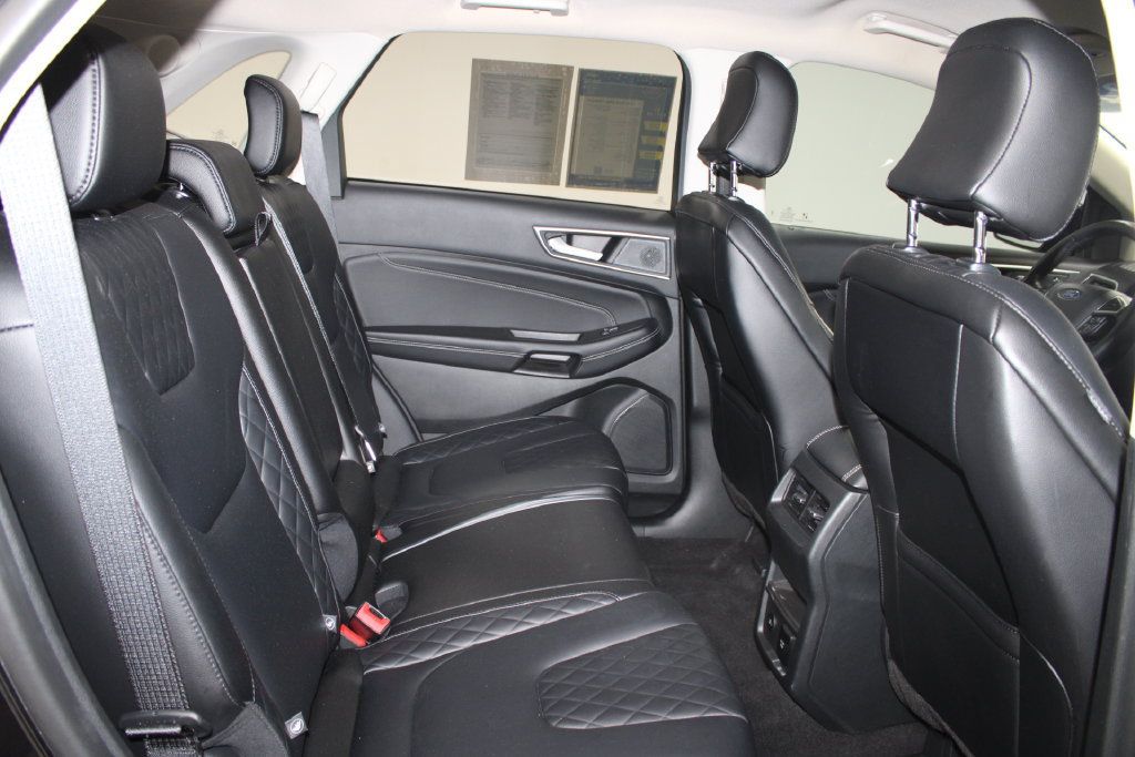Used 2024 Ford Edge Titanium AWD/4WD image 29