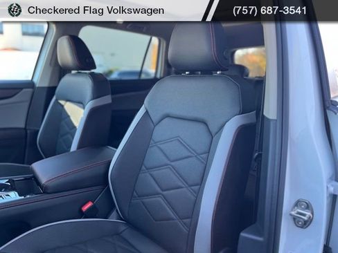 New 2026 Volkswagen Atlas Peak Edition image 20