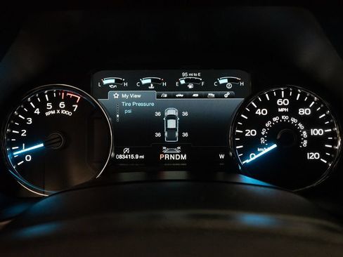 Used 2020 Ford F150 Platinum w/ Equipment Group 701A Luxury AWD/4WD image 15