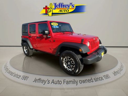 Used 2014 Jeep Wrangler Unlimited Sport w/ Quick Order Package 24S AWD/4WD image 3