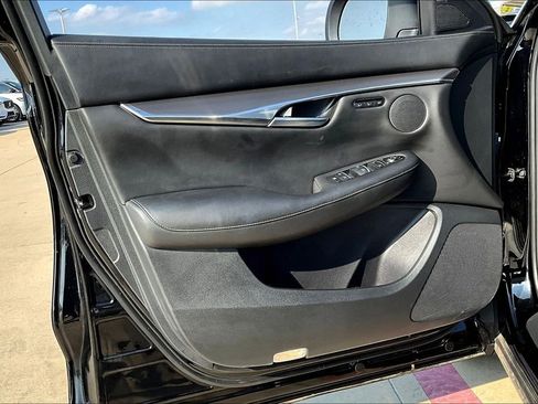 Certified 2024 INFINITI QX50 Luxe image 23