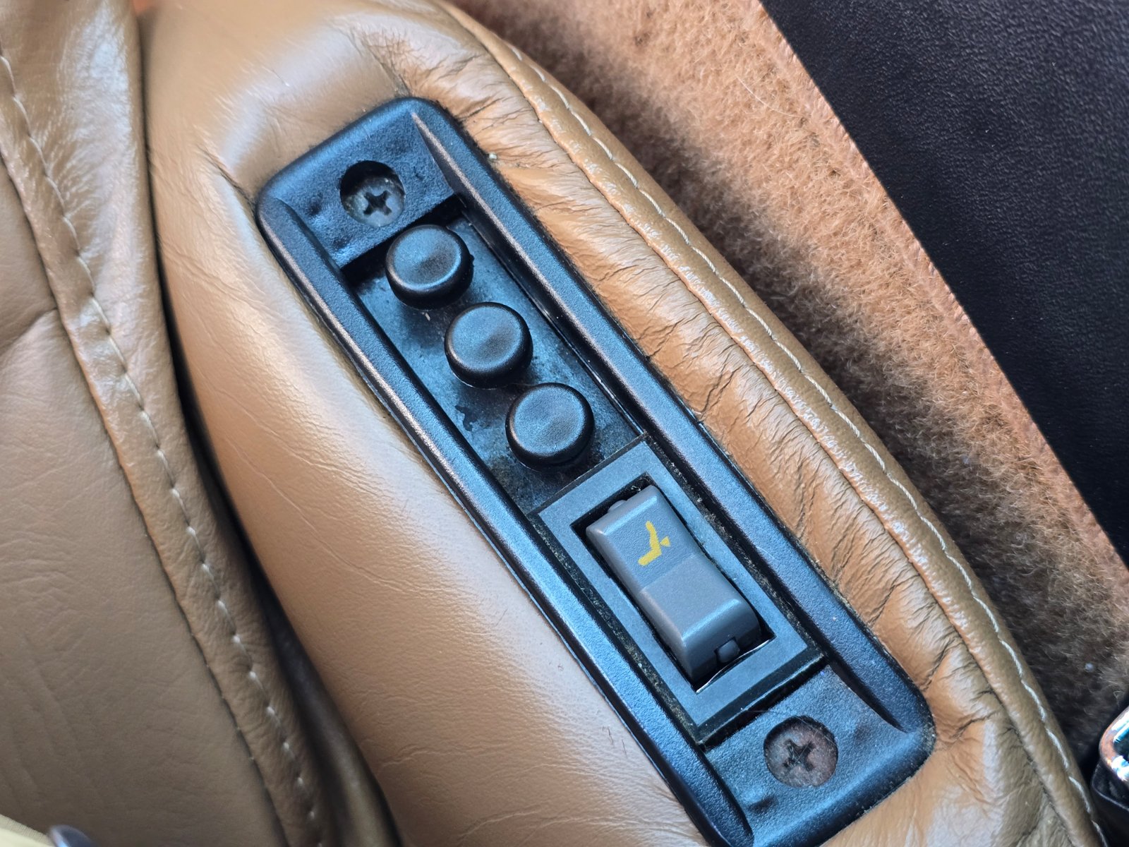 Used 1991 Chevrolet Corvette Convertible RWD image 21