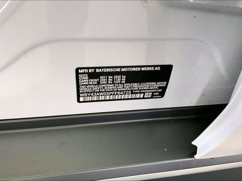 Used 2023 BMW i4 eDrive35 w/ Premium Package image 12