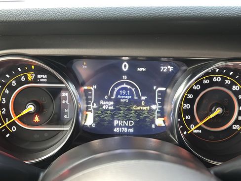 Used 2022 Jeep Wrangler Unlimited Sport image 18