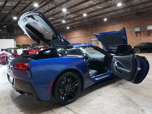 Used 2016 Chevrolet Corvette Stingray Z51 Coupe 2D w/ Carbon Flash Badge Package image 28