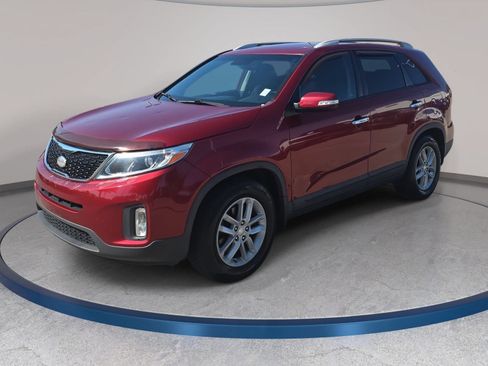 Used 2015 Kia Sorento LX FWD image 1